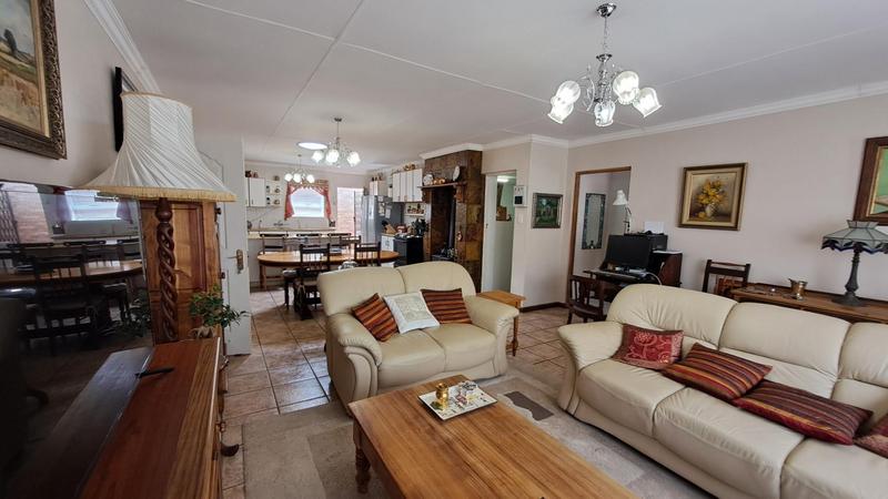 3 Bedroom Property for Sale in Stilbaai Wes Western Cape